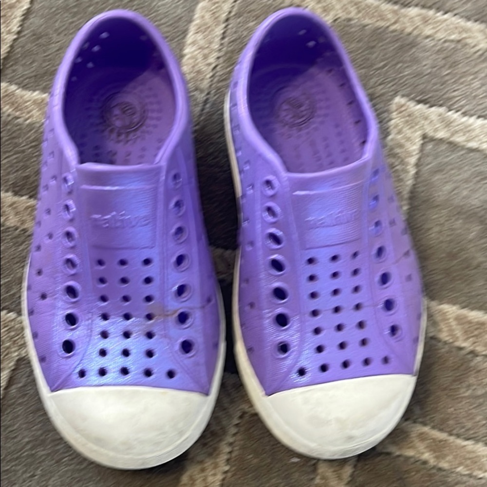 Girl shoes